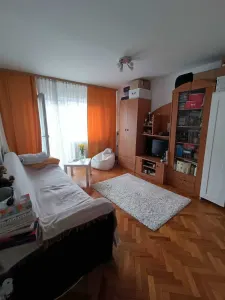 Decomandat, model mare cu centrala propie la etajul 3 - foto 5