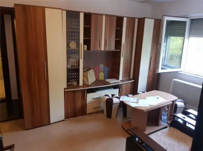 Apartament 3 camere Brăila - poza 2