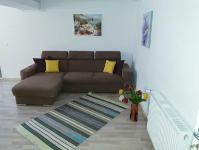 5 camere, Centrul istoric, Brasov - foto 1