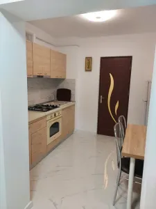 Apartament 2 camere de închiriat — Zona CUG - foto 2