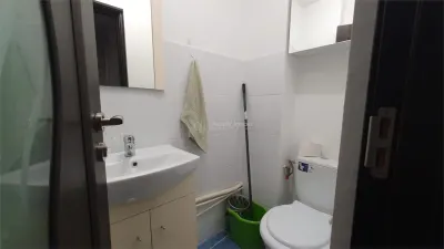 Inchiriere - Apartament 3 camere - Etaj 2 - Burdujeni - Cuza Voda 2 - foto 12