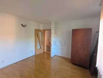 Vilă Premium în Zona Iulius Mall | 200 MP | Teren 500 MP | Ideală pentru Birouri sau Activități Comerciale - foto 7