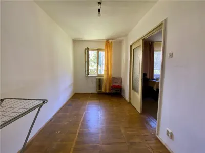 Sagului, 2 Camere, Semidecomandat, Parter - Timisoara