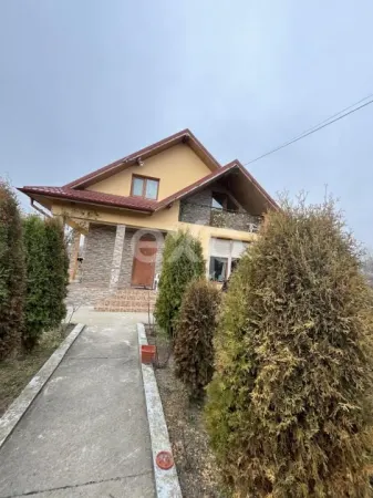 Casă 3 camere Garleni - poza 2