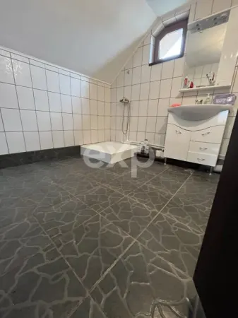 Casă 3 camere Garleni - poza 8