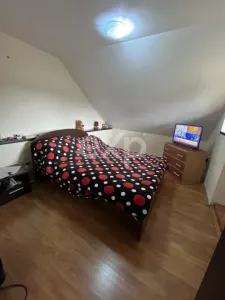 Casa 3 camere 2 bai P+M teren 1732 mp Garleni Dambovita - foto 10
