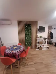 Inchiriez Apartament Mamaia Nord, zona Lidl - foto 3