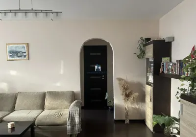 Vanzare Apartament 2 Camere Semidecomandat Bld. Obregia - foto 3