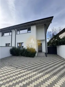 Duplex Mosnita noua - Cartier Europa | 4 camere | 3 bai | Complet mobilat - Mosnita Noua
