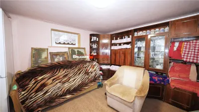 Proprietate centrala, cu 3 unitati independente si 520 mp de teren, potrivita pentru activitate medicala, cabinete sau sediu de firma - foto 8