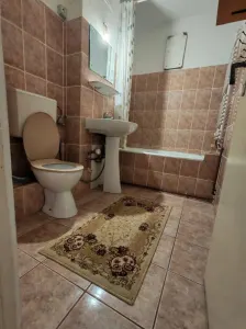 Etaj 1 cu centrala propie, 56 mp, linga Judetean - foto 2