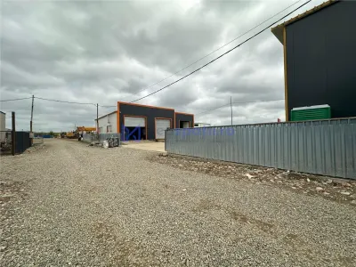 Hale de la 315mp la 908mp, sos. Iasi - Tomesti, aproape de bariera - foto 11