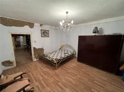 Casa cu 3 camere si teren 3.200 mp | Central Mediesu Aurit - foto 17