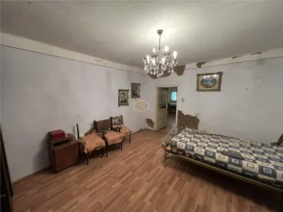 Casa cu 3 camere si teren 3.200 mp | Central Mediesu Aurit - foto 18