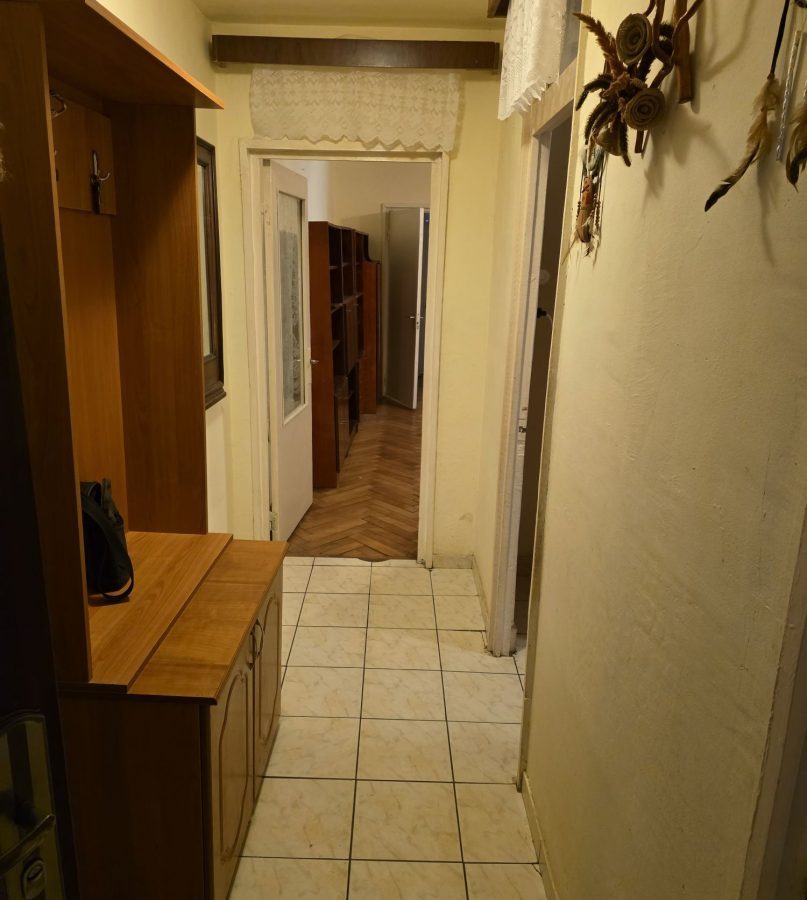 Etaj 2, 55mp cu centrala propie in bloc anvelopat - Timisoara