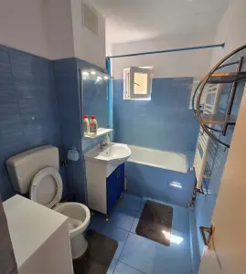 Etaj 2, 55mp cu centrala propie in bloc anvelopat - foto 2