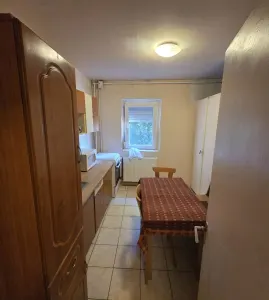 Etaj 2, 55mp cu centrala propie in bloc anvelopat - foto 3