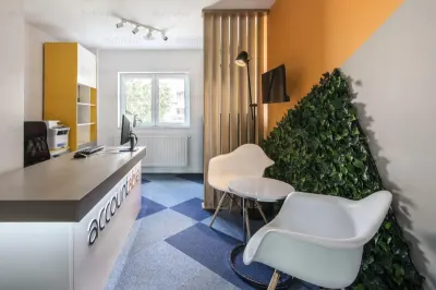 Vânzare apartament 3 camere | Unirii - Emil Botta | bloc 1989 reabilitat | etaj 4/8 | renovat integral | 80mp utili | - Bucuresti