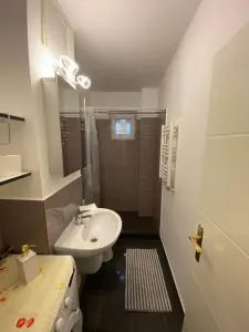Apartament Ultracentral | 2 Camere | Centrală Proprie | Zona Piața Unirii - foto 4