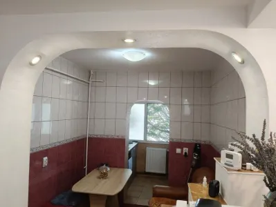 Apartament 2 camere decomandat pentru inchiriere - Iasi