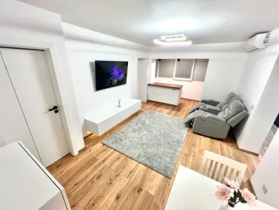 Inchiriez apartament de lux cu 2 camere complet renovat, mobilat si utilat in zona Floreasca (Bucuresti) - Bucuresti