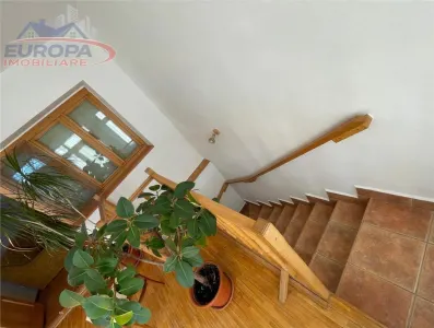 Casa de vanzare P+M zona centrala Tulcea - foto 13