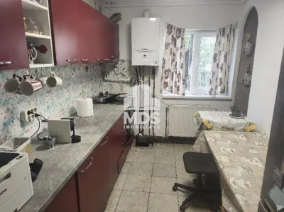 Decomandat, 53 mp cu centrala propie linga Generala 30 - Timisoara