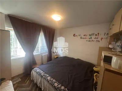 Decomandat, 53 mp cu centrala propie linga Generala 30 - foto 3