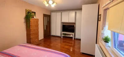 APARTAMENT CU GRADINA, TERASA SI CAMERA LA MANSARDA – UNIREA, BISTRITA - foto 4