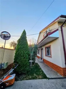 Vila 4 camere, constructie 2015, teren 1000 mp, Varsatura - foto 19