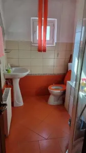 Apartament 55 mp etaj 3 cu centrala propie - foto 4