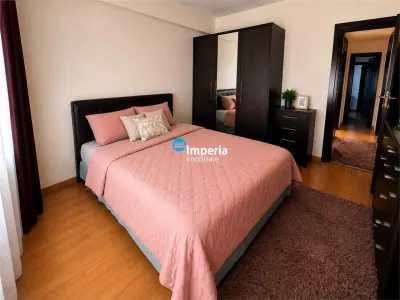 Inchiriez apartament 3 camere, open space, Zona Copou - Exclusiv - foto 2