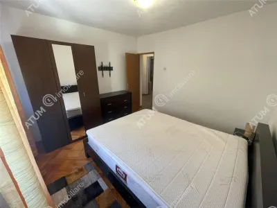De inchiriat apartament cu 3 camere decomandate si pivnita in zona Strand din Sibiu - foto 4