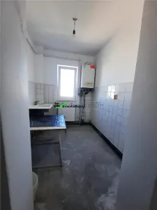 2 CSD, 40 MP, ET. 4/4 – APARTAMENT CU POTENTIAL, APROAPE DE CENTRU - foto 2