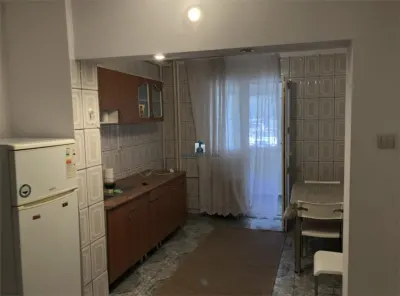 Apartament 2 Camere Semidecomandat Piata Sudului - foto 9