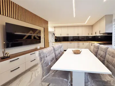 Proprietate premium, unica in zona Rozelor  |  Casa cu etaj, 153  mp - foto 20