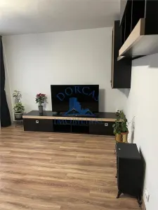 Apartament 2 camere decomandate Sarari, cu centrala termica, Liceu Henri Coanda - Craiova