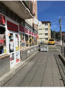 Magazin alimentar in inima Cavnicului - foto 4