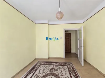 Apartament de vanzare ultracentral Bacau, etaj 1, pozitie premium - foto 3