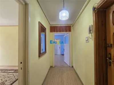 Apartament de vanzare ultracentral Bacau, etaj 1, pozitie premium - foto 5