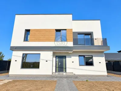 Casa 4 camere Dancu Holboca  FINALIZATA 510 mp teren - Dancu