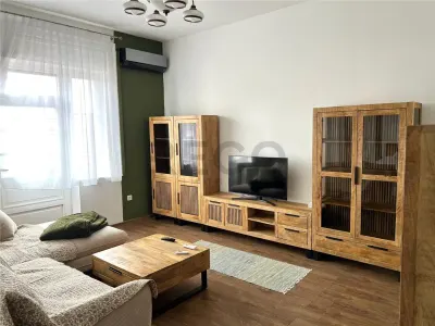 RECO- Apartament ultracentral, la casa- 2 camere - Oradea