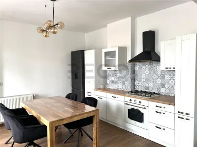 RECO- Apartament ultracentral, la casa- 2 camere - foto 5