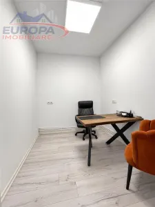 Spatiu de inchiriat zona PelicanTulcea - foto 5