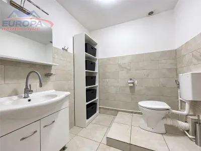 Spatiu de inchiriat zona PelicanTulcea - foto 7