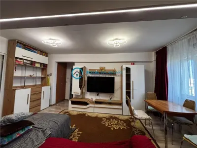 Royal Imobiliare - Inchiriere apartament 3 camere zona Malu Rosu - foto 2