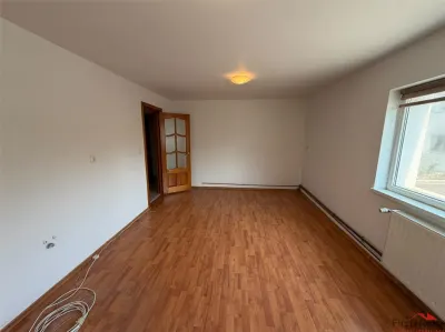 Apartament 3 camere, parter, zona Biserica Catolica - foto 6