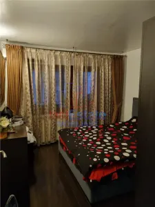 Apartament 3 camere, 65 mp, decomandat, Podu Ros - etaj 3, 2 balcoane, AC - Iasi