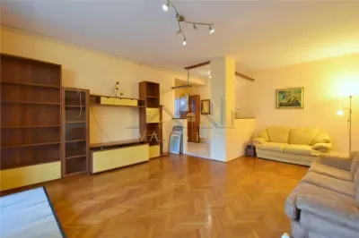 Apartament  2 camere,  Et.1, 55 mp - Zona Neptun - foto 2