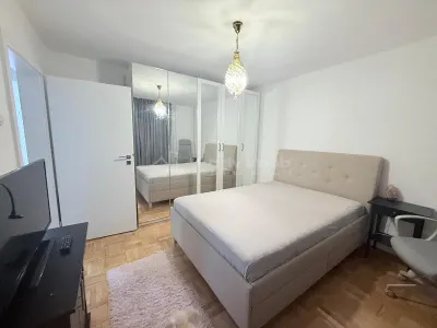 INCHIRIERE APARTAMENT 3 CAMERE -  METROU RAUL DOAMNEI -  540E -  MOBILAT-  UTILAT -   RENOVAT COMPLET  - COMISION 0 ! - foto 13